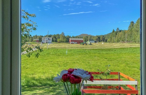 Midsund Municipality House | Gorgeous home in Fiksdal with WiFi