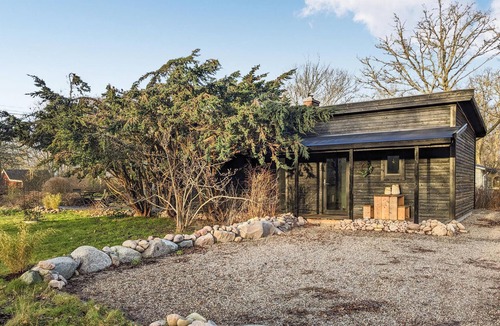 Sissehall House | Gorgeous home in Hasslö with kitchen