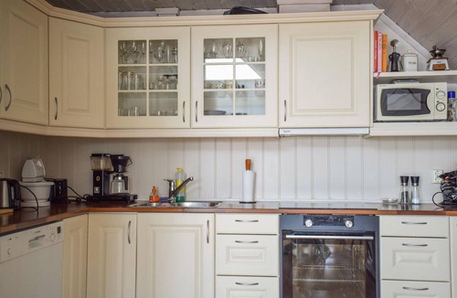 Herdla House | Gorgeous home in Herdla with house sea view