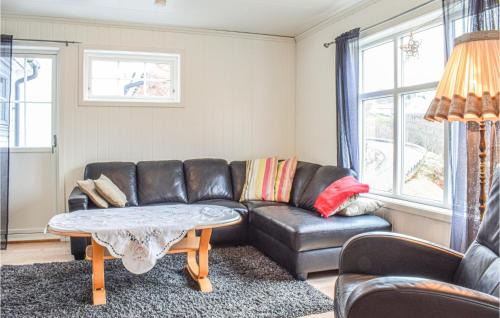 Fusa House | Gorgeous Home In Holmefjord With Wifi