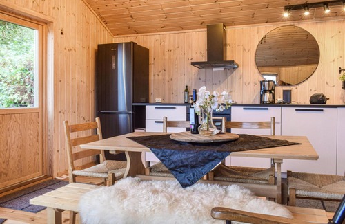 Stavanger House | Gorgeous home in Hommersåk with WiFi