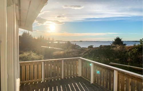 Kvenvær House | Gorgeous Home In Kvenvær With House Sea View