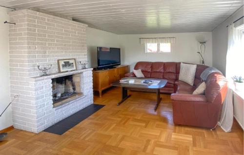 Hagaby House | Gorgeous Home In Löttorp With Wifi