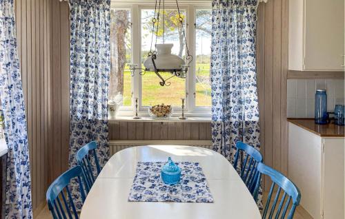 Hagaby House | Gorgeous Home In Löttorp With Wifi