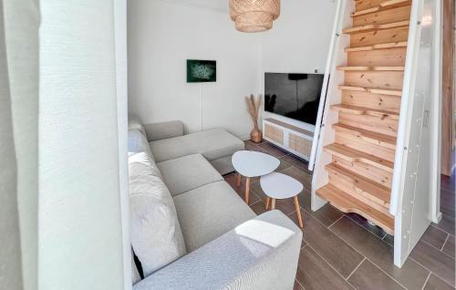 Hagaby House | Gorgeous Home In Löttorp With Wifi