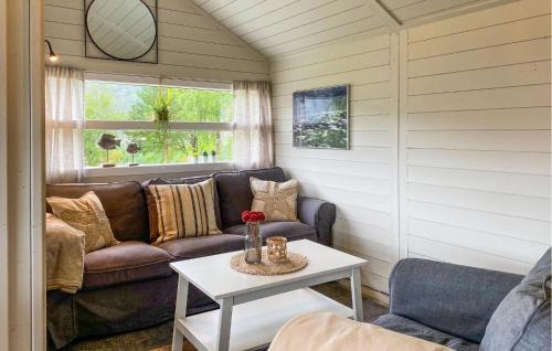 Hoyanger House | Gorgeous Home In Lavik With House Sea View