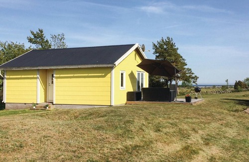 Hagaby House | Gorgeous home in Löttorp with WiFi