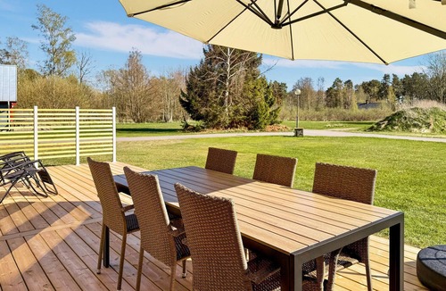 Hagaby House | Gorgeous home in Löttorp with WiFi