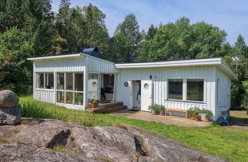 Munkedal House | Gorgeous home in Munkedal with WiFi