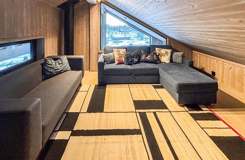 B House | Gorgeous home in Bø i Telemark with sauna