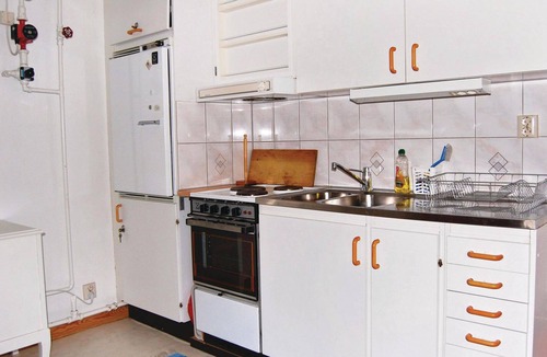 Ruda House | Gorgeous home in Ruda with kitchen