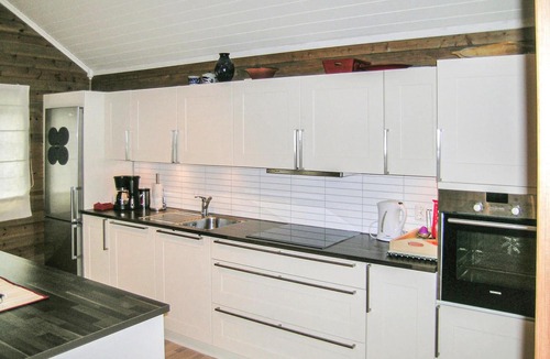 Sykkylven House | Gorgeous home in Straumgjerde with WiFi