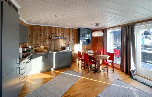 Ringsaker House | Gorgeous Home In Sjusjøen With Wifi