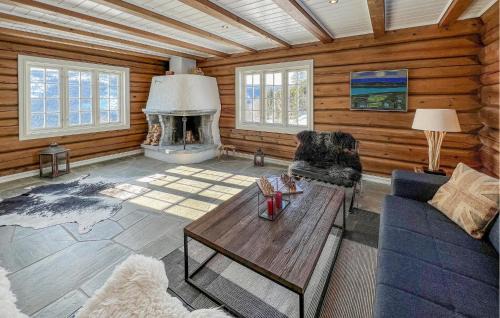 Skeikampen House | Gorgeous Home In Svatsum With Wifi