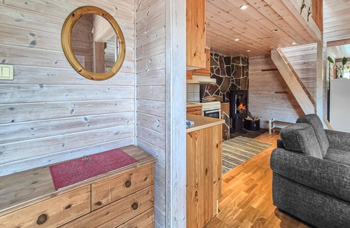 Tjørhom House | Gorgeous home in Tjørhom with sauna