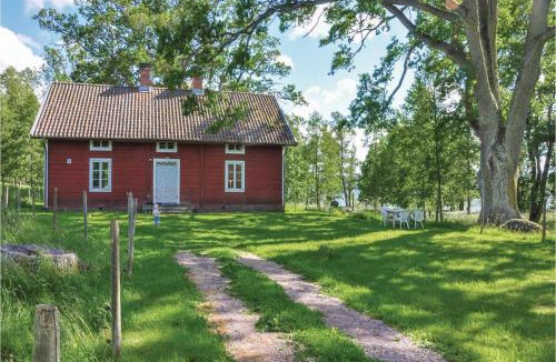 Tranas Municipality House | Gorgeous Home In Tranås With Kitchen