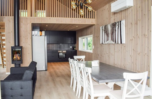 Treungen House | Gorgeous home in Treungen with sauna