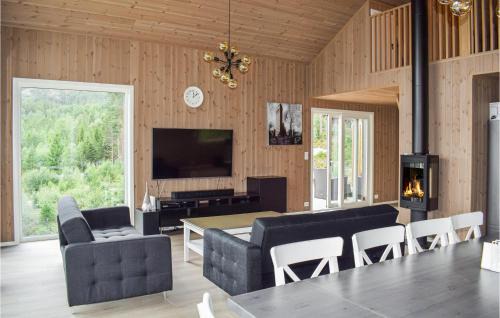 Treungen House | Gorgeous Home In Treungen With Sauna