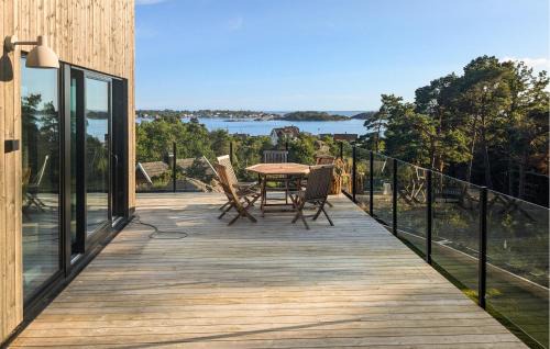Faervik House | Gorgeous Home In Tromøya With Wifi