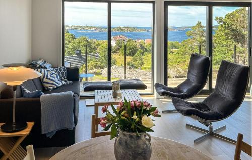Faervik House | Gorgeous Home In Tromøya With Wifi