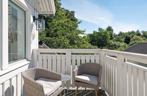 Tullinge House | Gorgeous home in Tullinge with sauna