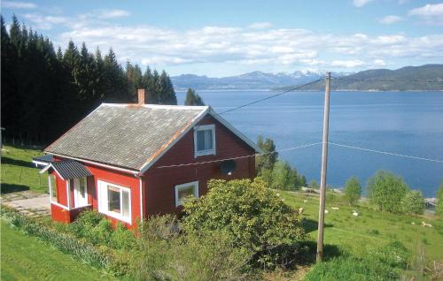 Vestnes House | Gorgeous Home In Vågstranda With House Sea View