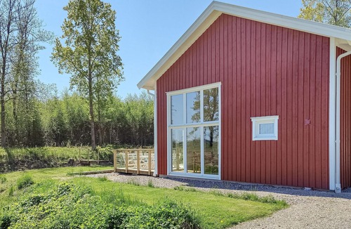 Vanersborg House | Gorgeous home in Vänersborg with WiFi