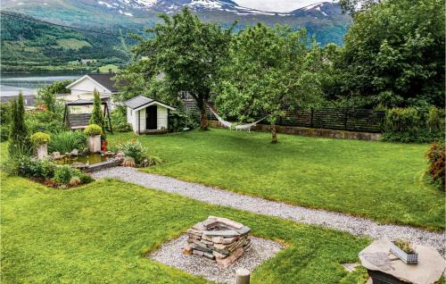 Vestnes House | Gorgeous Home In Vestnes With Wifi