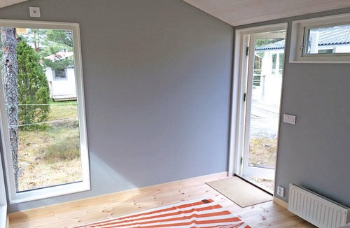 Vikbolandet House | Gorgeous home in Vikbolandet with WiFi