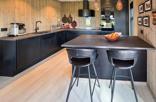 Tokke House | Gorgeous home in Vinje with WiFi