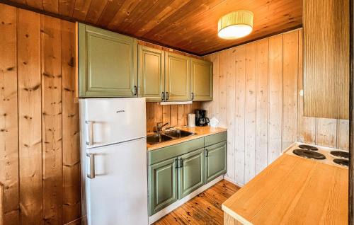 Nord-Fron House | Gorgeous Home In Vinstra With Sauna