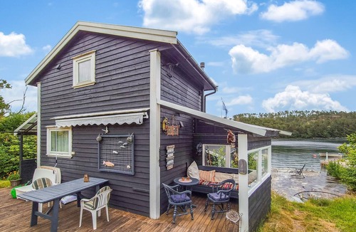 Sveio House | Gorgeous home in Førde i Hordaland with WiFi