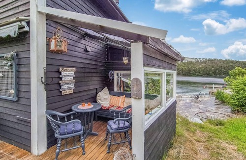Sveio House | Gorgeous home in Førde i Hordaland with WiFi
