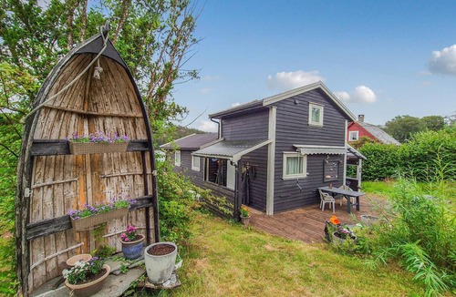 Sveio House | Gorgeous home in Førde i Hordaland with WiFi