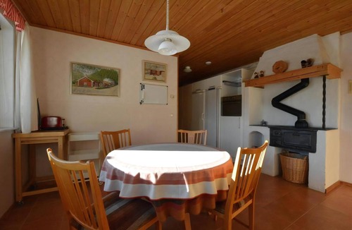 Gislaved Cottage | Great location with lake view.