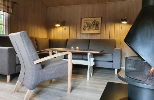 Amot Cabin | Groven Camping & Hyttegrend