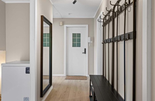 Laksevag Apartment | GT43-101 - Mountain View 2BR with Balcony