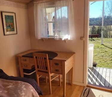 Edsbruk House | Guest house at E22, nature and free electric car charging
