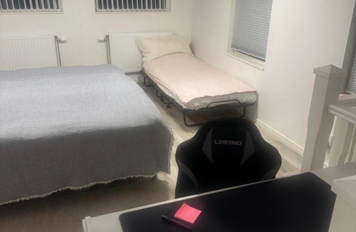 Spanga - Tensta Apartment | Guesthouse Central Stockholm