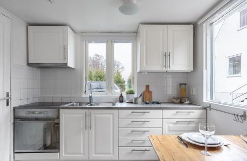 Hollviken House | Guesthouse close to the beaches in Höllviken
