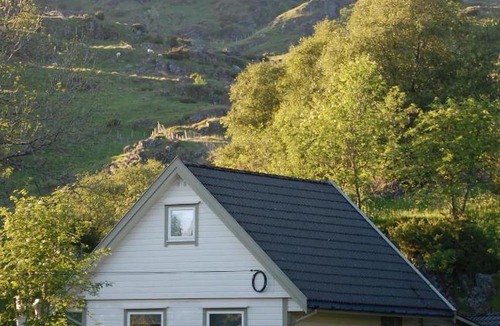 Radoy House | Guesthouse in Manger, Radøy Island