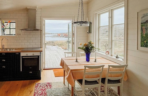 Hamburgsund House | Guesthouse with sea views in Heestrand