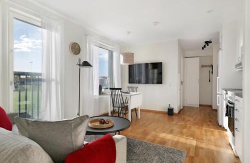 Boden Apartment | Guestly Homes - 1BR Corporate Comfort