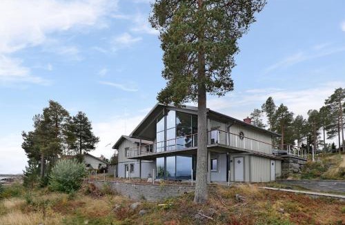 Hortlax Villa | Guestly Homes - 3BR Luxury Beachfront Villa