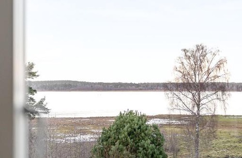 Nykoping Municipality Villa | Guestly Homes - 4BR Serene Villa with Garden
