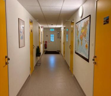Lokholmen Hostel | Hällestrand Vandrarhem - Hostel