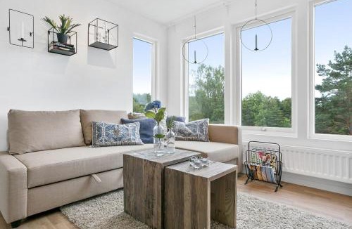 Lokholmen House | Hällestrand Village