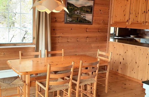 Suldal House | Häuschen mit Blick auf das Wasser by Interhome