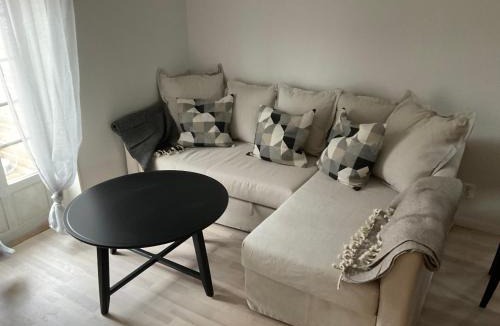 Vibble Apartment | Högklint Rövar Liljas Apartment