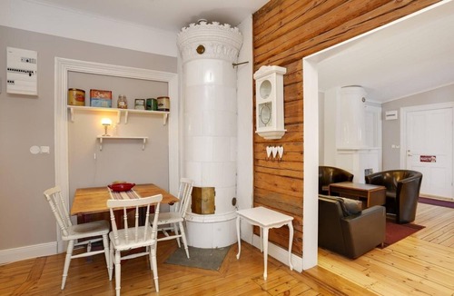 Orebro Bed & Breakfast | Hagbackens Gård Bed & Breakfast